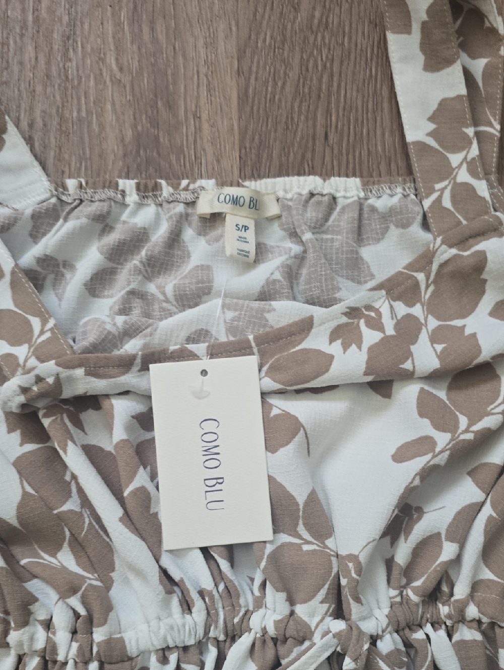 Neutral Floral Tie-Front Maxi Sundress - Picture 6 of 6